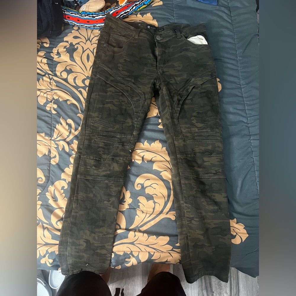 cargo army jeans
